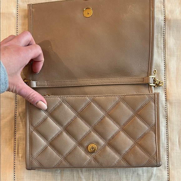 Yves Saint Laurent Quilted Tan Shoulder Bag - Picture 7 of 8